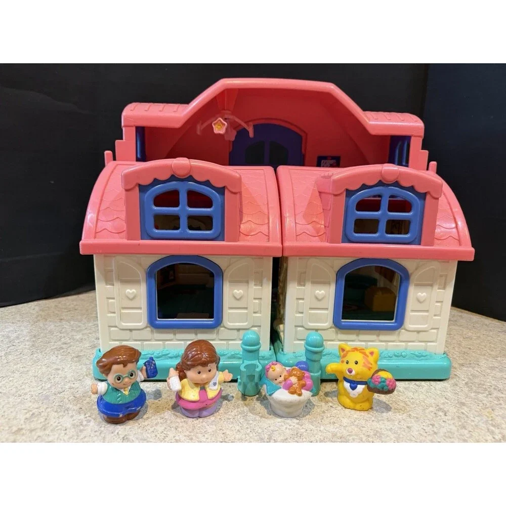 Fisher-Price Little People Surprise & Sounds Home Pink Dollhouse +4 Figures